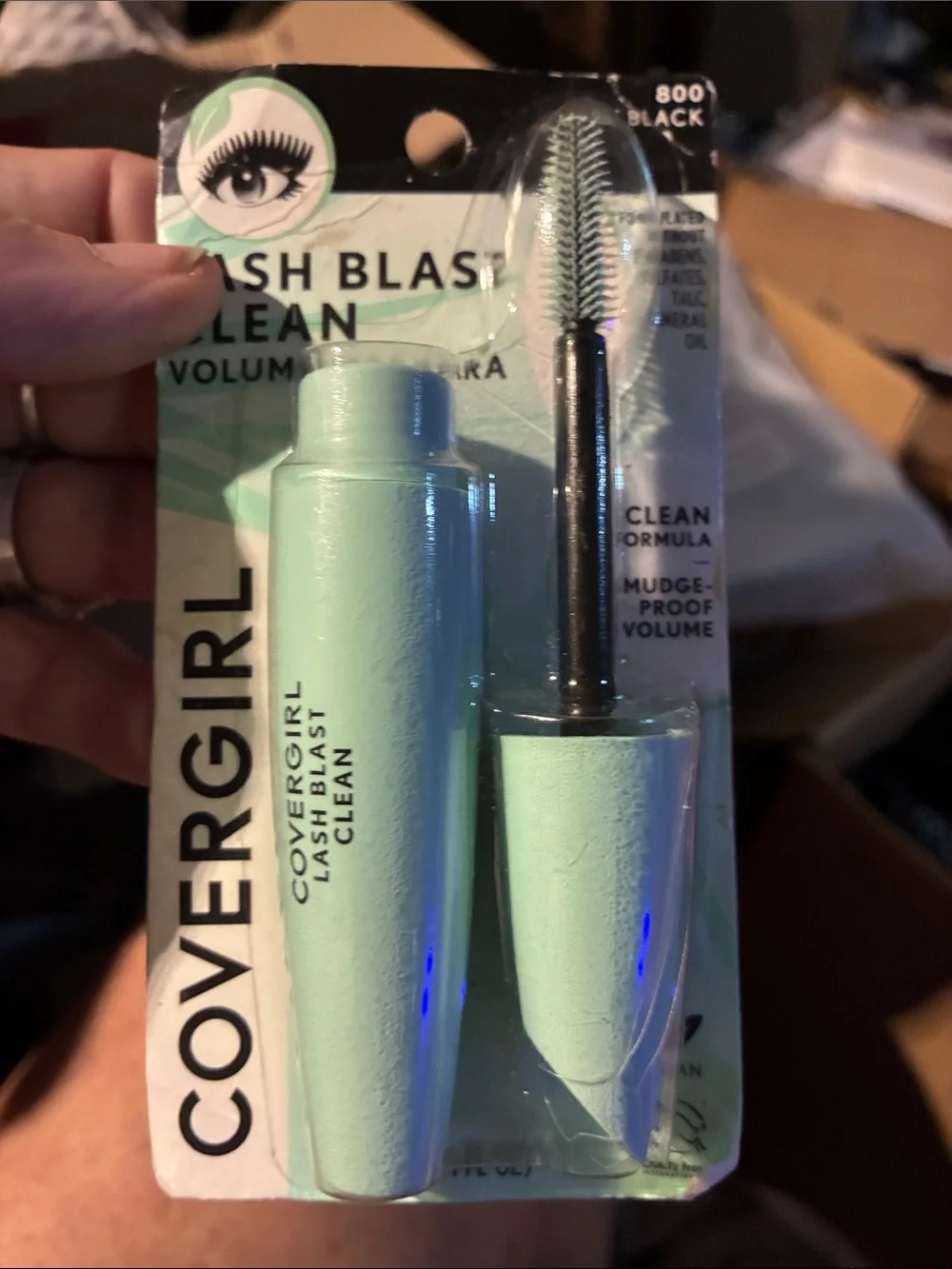 COVERGIRL Lash Blast Clean Mascara in Mint with Gold & Mint Beaded Bracelet Set